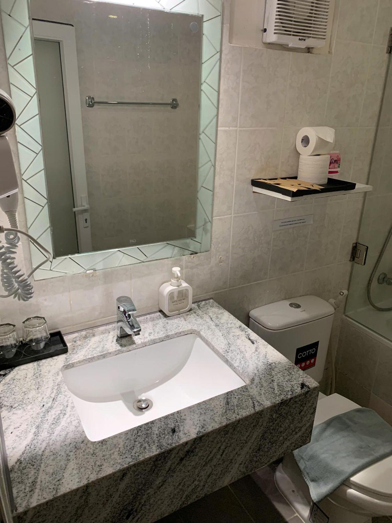 Le Grand Khách sạn TP. Hồ Chí Minh